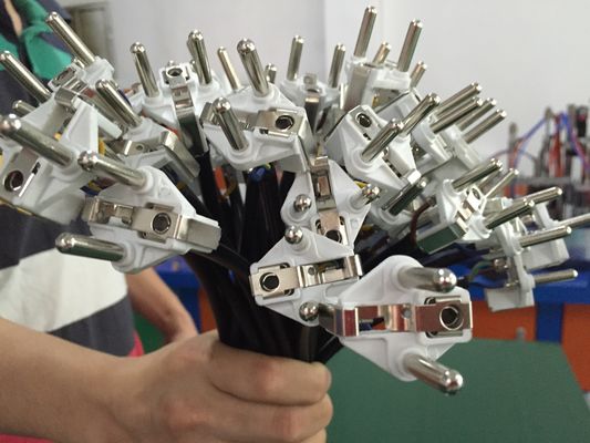 Französische Art e-Eu 3 Pin Plug Crimping Machine 1.5kw/Hr