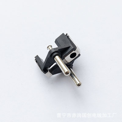CEE7 Power Cord Making Machine Down Angle Plug Making Crimping Machine